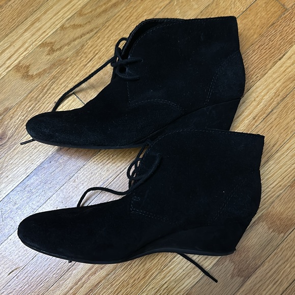 Black suede leather lace up booties - Picture 4 of 5